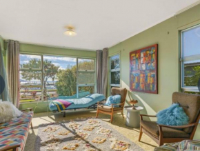 Motuoapa Lakeside Retreat